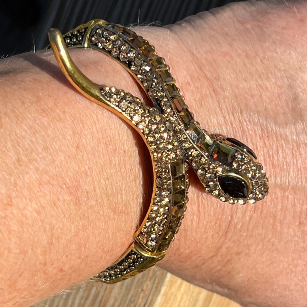 Gold Serpentine Amber Gemstone Stretch Cuff! New!